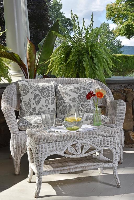 Hilltop House Bed & Breakfast Amenia Экстерьер фото